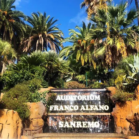 Luna Sanremo