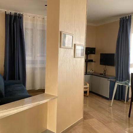 Luna Apartment